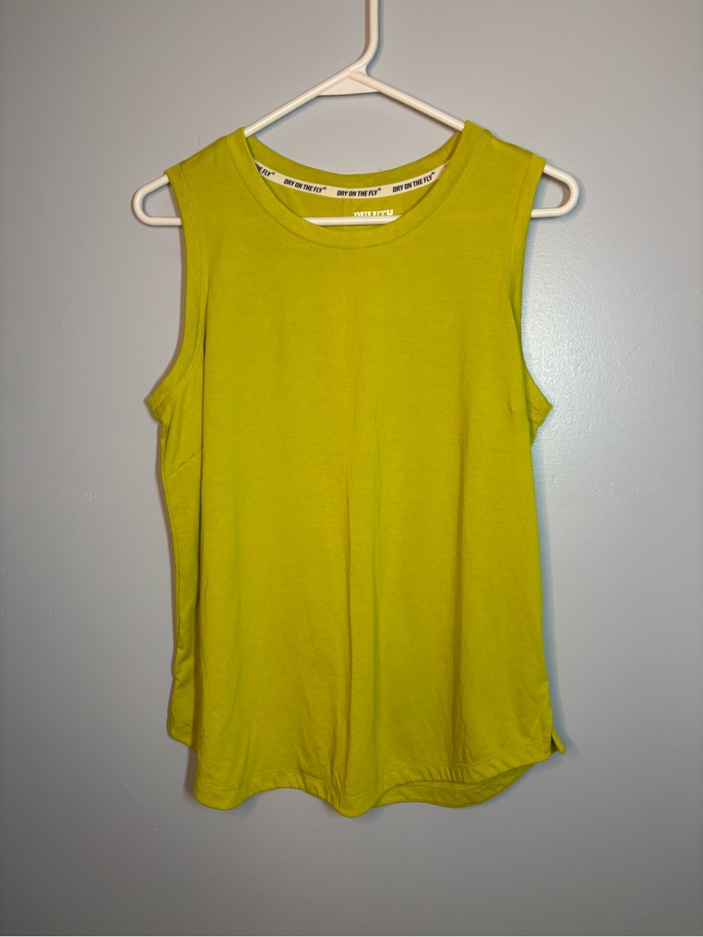 Duluth Trading Co Dry on the Fly Women’s Small Lime Yellow Green Sleeveless Tank